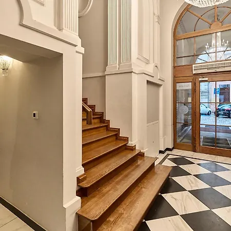 Top In Luxury Townhouse * Poznaň